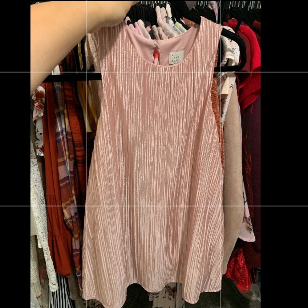 Pink tank top